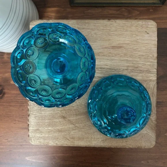 L.E. Smith Moon and Star Pedestal Blue Candy Dish Compote - Picture 4 of 5
